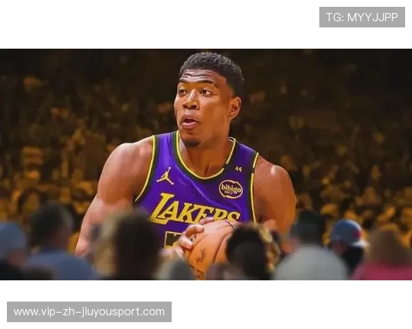 八村塁关键篮板二次进攻，湖人内线稳固再创新高